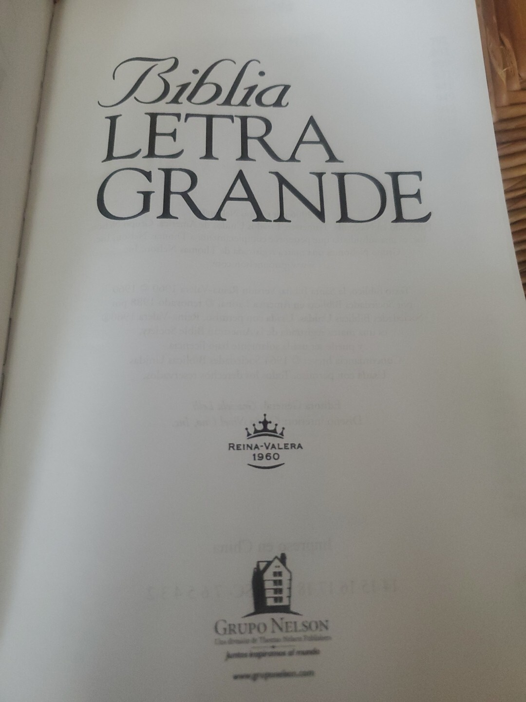 Santa Biblia Spanish Letra Grande Grupo Nelson 2006