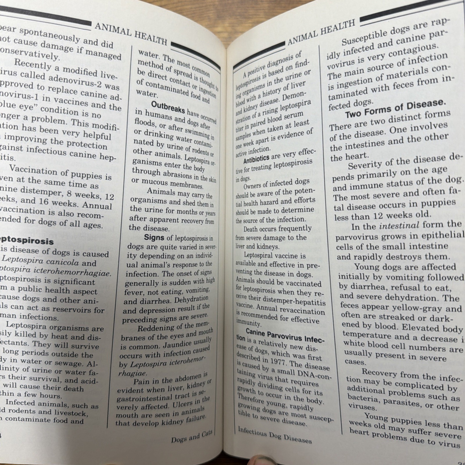 1984 Yearbook of Agriculture – Animal Health Livestock and Pets – 637 Pages