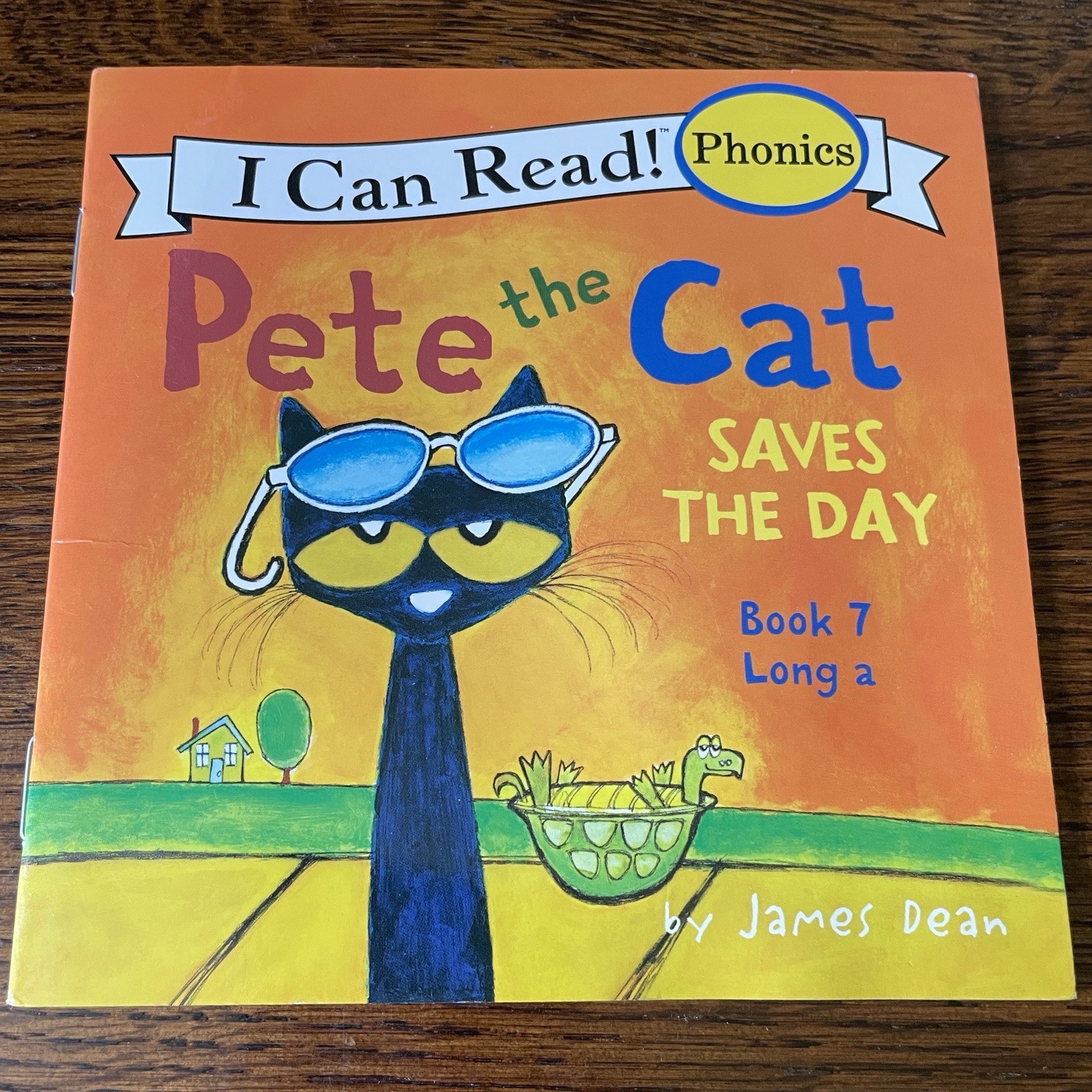 Pete The Cat I Can Read Phonics 11 Book Lot & Plush James Dean Red & Blue Shoes