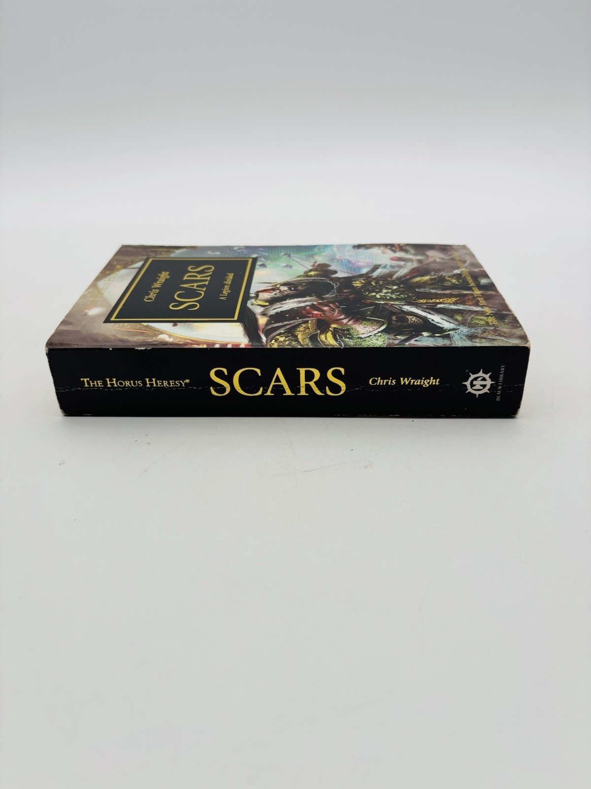 Scars : A Legion Divided (The Horus Heresy) by Chris Wraight Paperback VG Cond