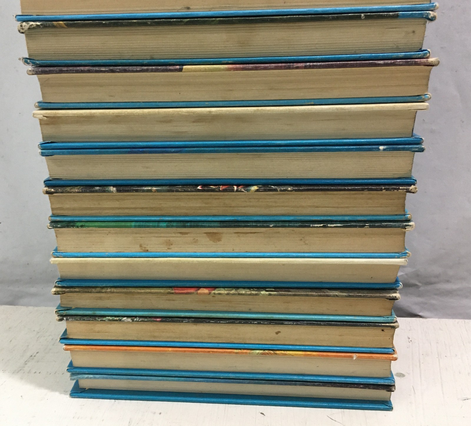Lot of 19 Different Hardy Boys Books Franklin W Dixon Matte HARDCOVERS