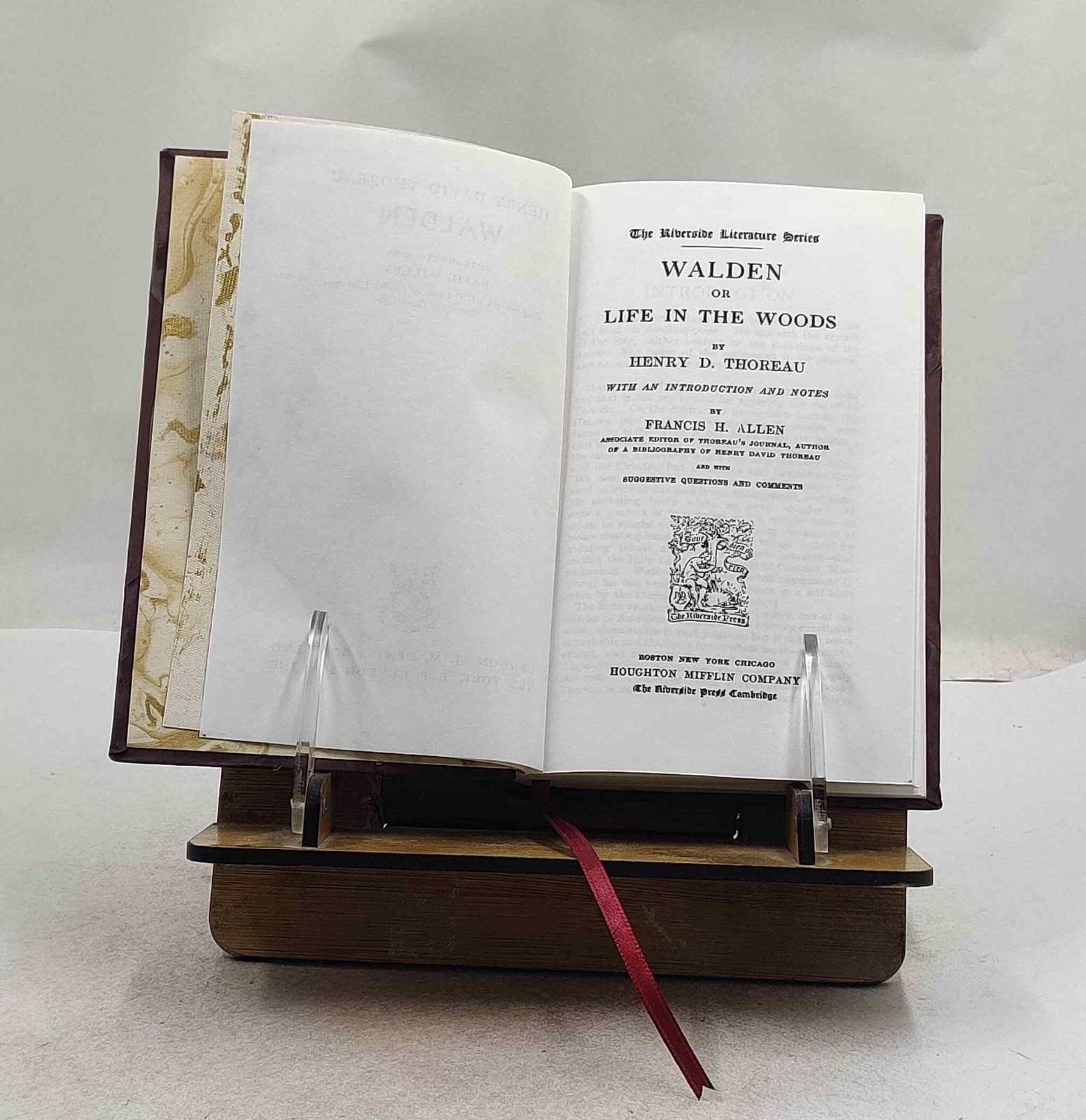 Walden or Life in the woods 1908 by Henry David Thoreau [Leather Crafted]