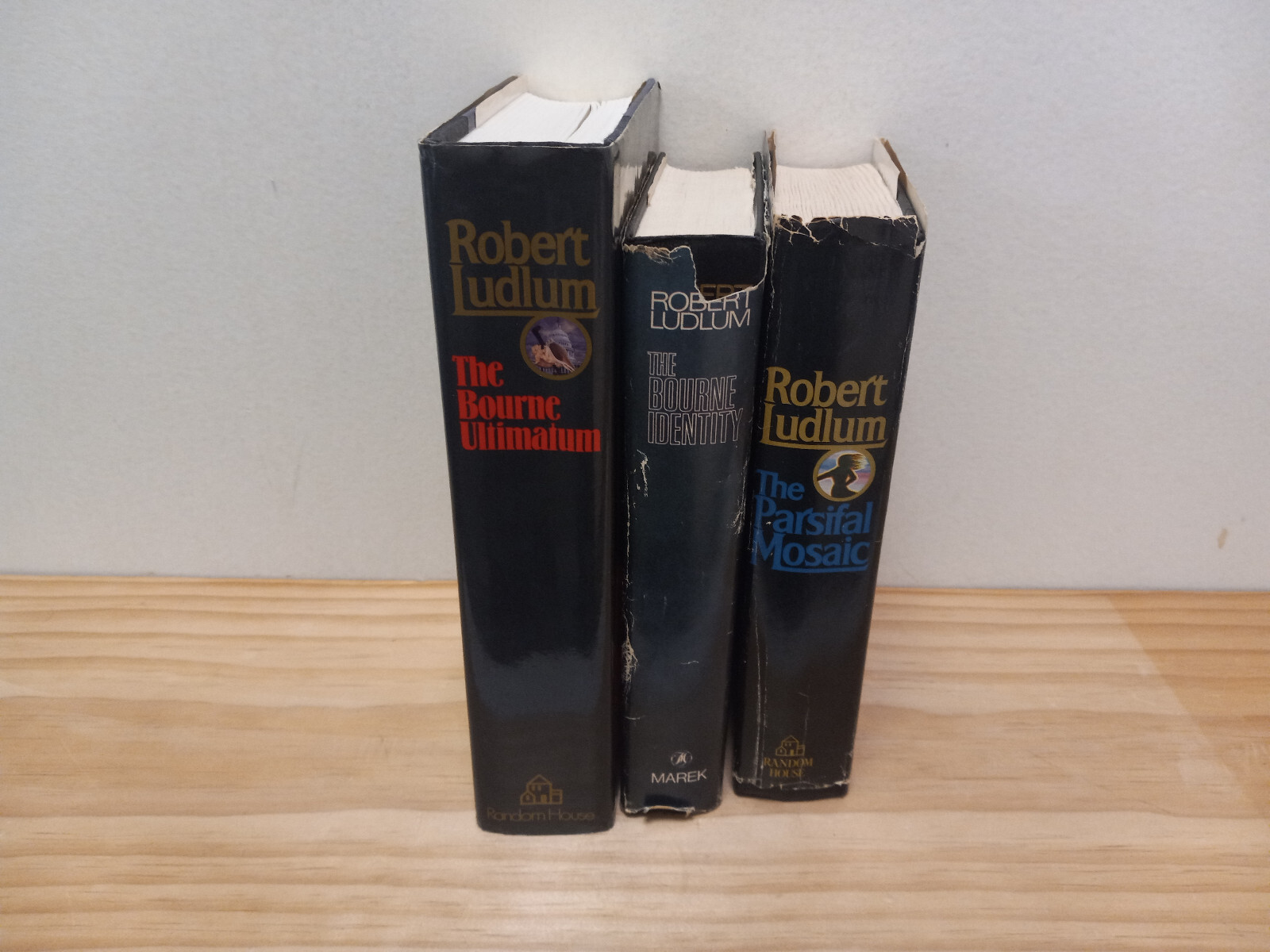 Robert Ludlum 1st EdThe Bourne Identity,The Parsifal Mosaic,The Bourne Ultimatum