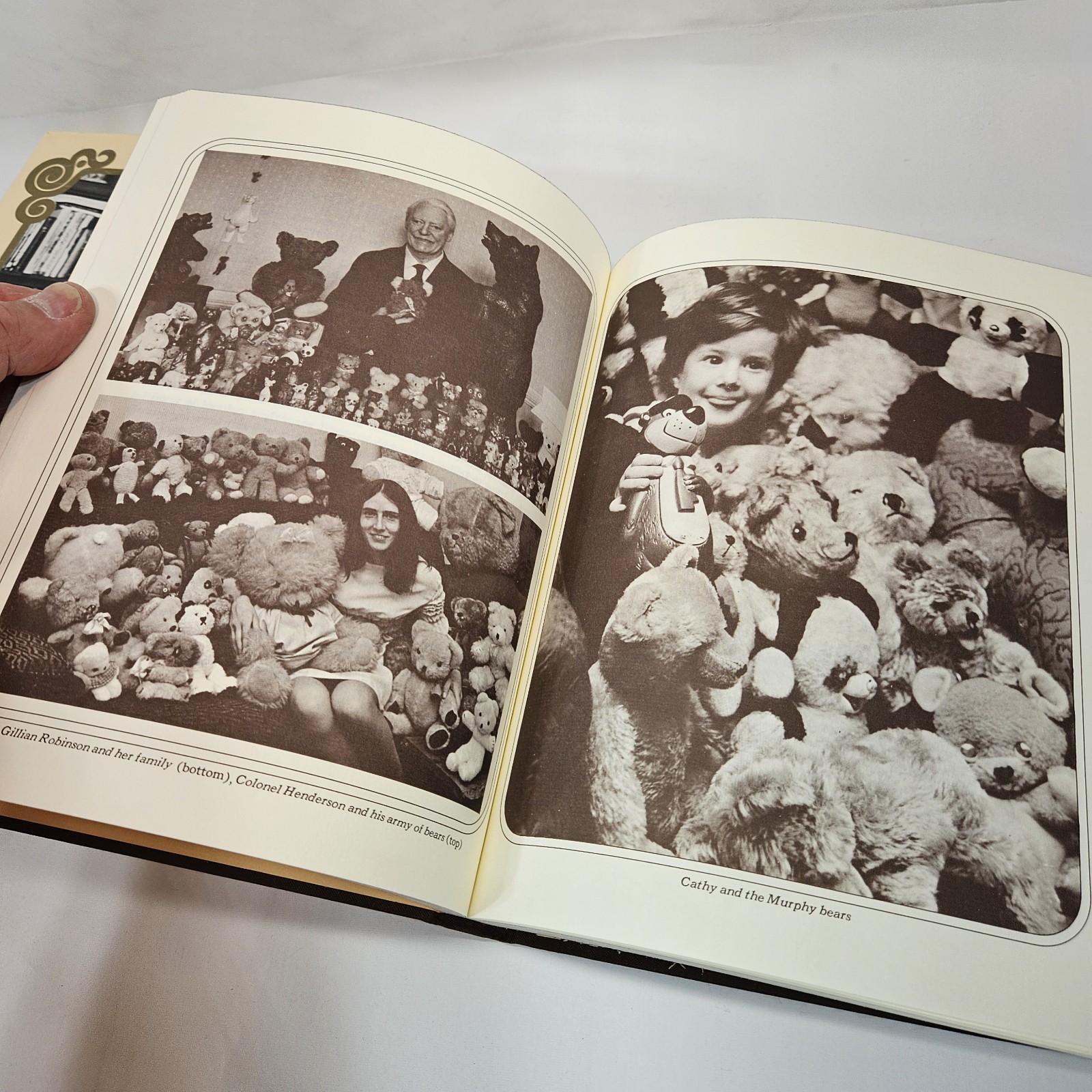 The Teddy Bear Book by Peter Bull (Signed limited edition) 5240/10,000