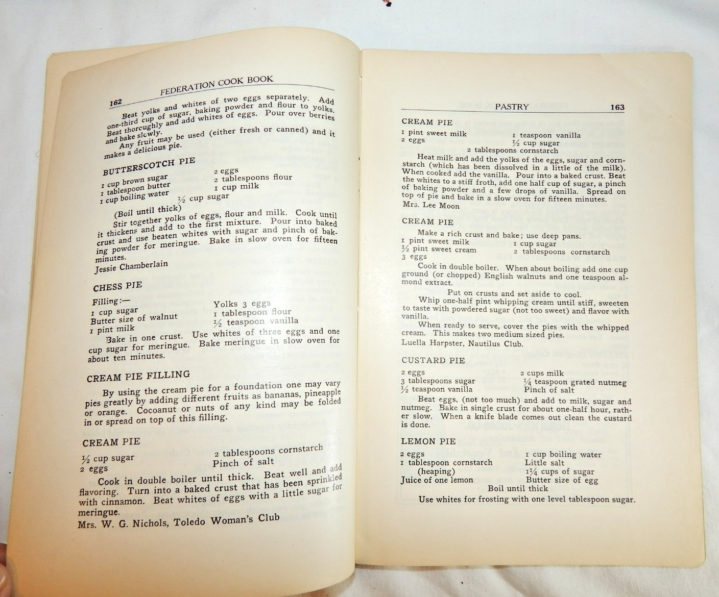 Antique CookBook of the Toledo Federation of Women’s Clubs 1924 Local Ads Ohio
