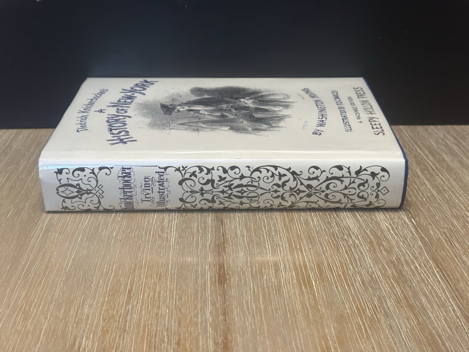 KNICKERBOCKER’S HISTORY OF NEW YORK by Washington Irving 1981 Hardcover/DJ