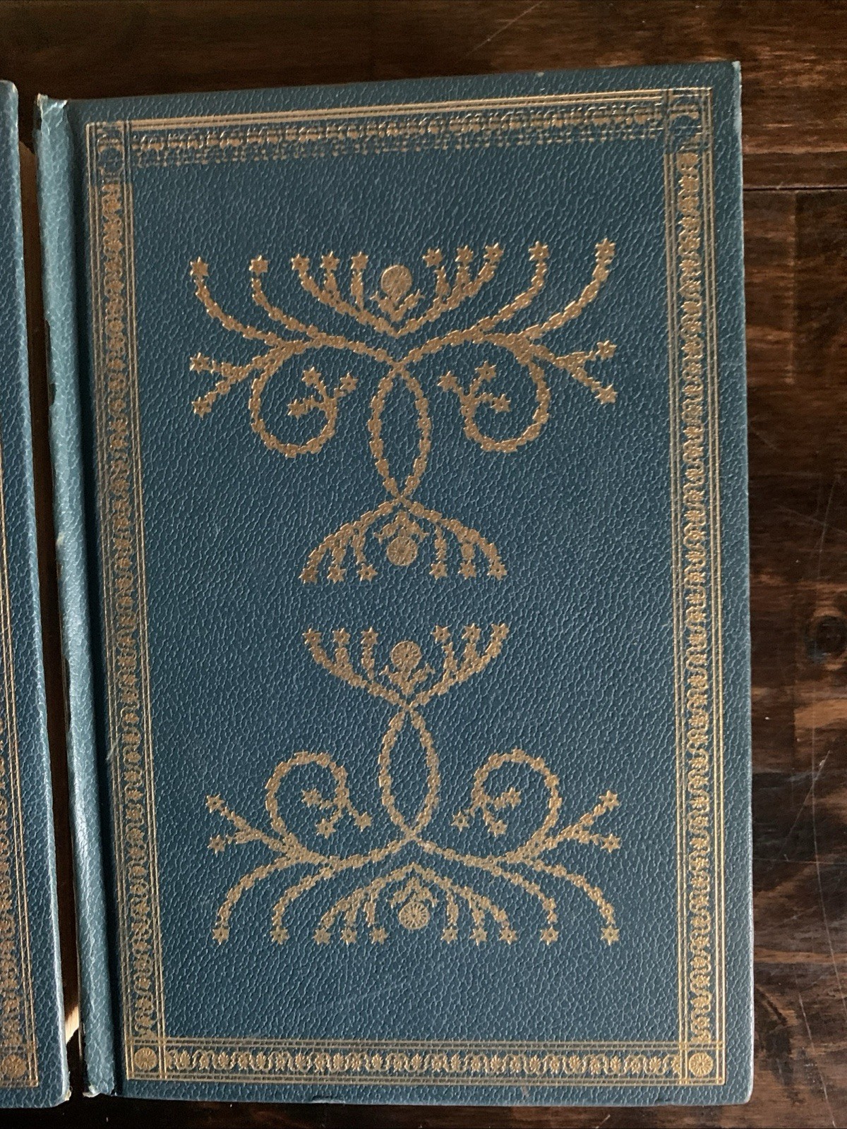 A Treasury of Sherlock Holmes /R L Stevenson Short Stories Collectors Library