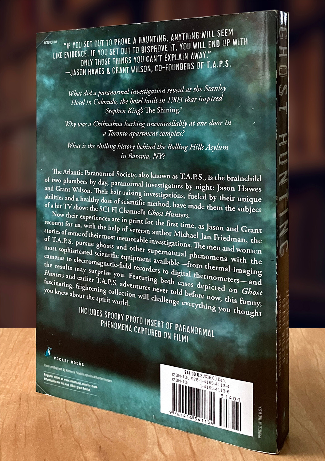 Ghost Hunting: Unexplained Phenomena from the Atlantic Paranormal Society (2007)