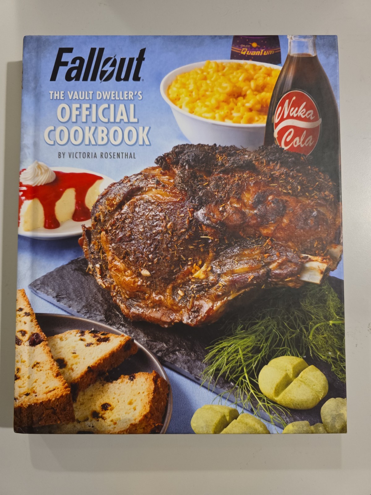 Fallout: the Vault Dweller’s Official Cookbook by Victoria Rosenthal (2018,…