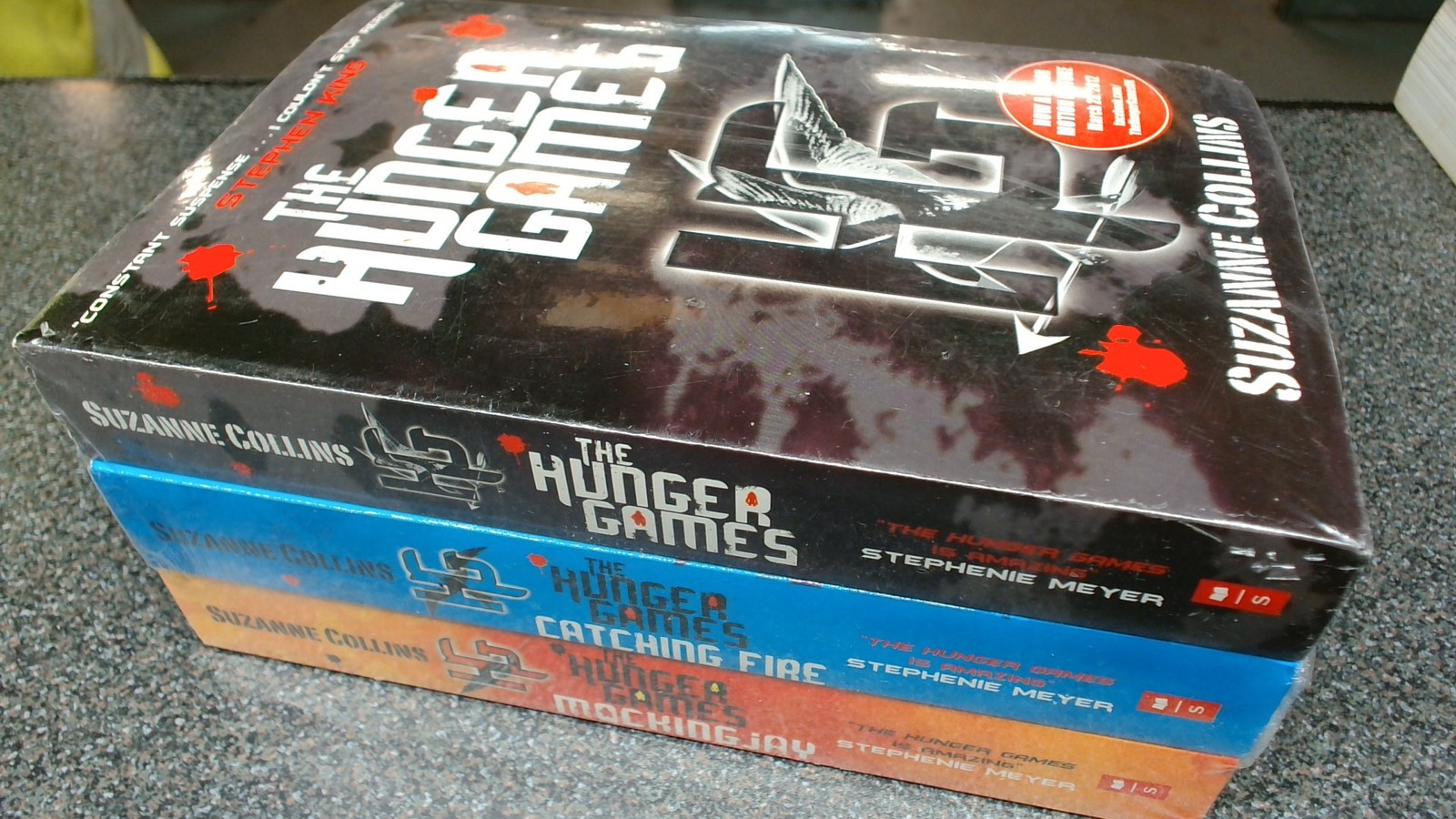 Hunger Games Trilogy (Sealed), Suzanne Collins, Scholastic, Paper