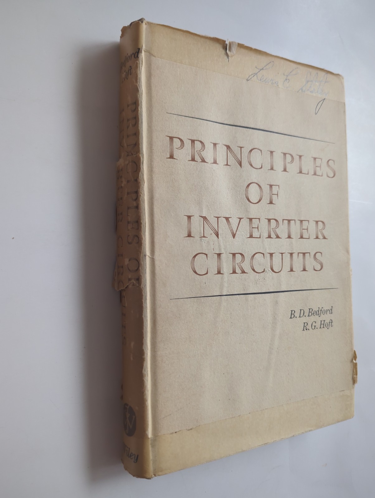Principles of inverter circuits Bedford, B. D. Hoft, R. G. HC DJ Vtg 1964