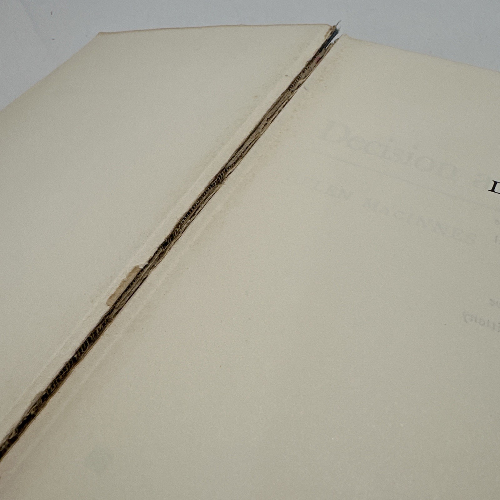 Decision At Delphi: 1960 Harcourt, Brace And Company Hardcover by Helen MacInnes