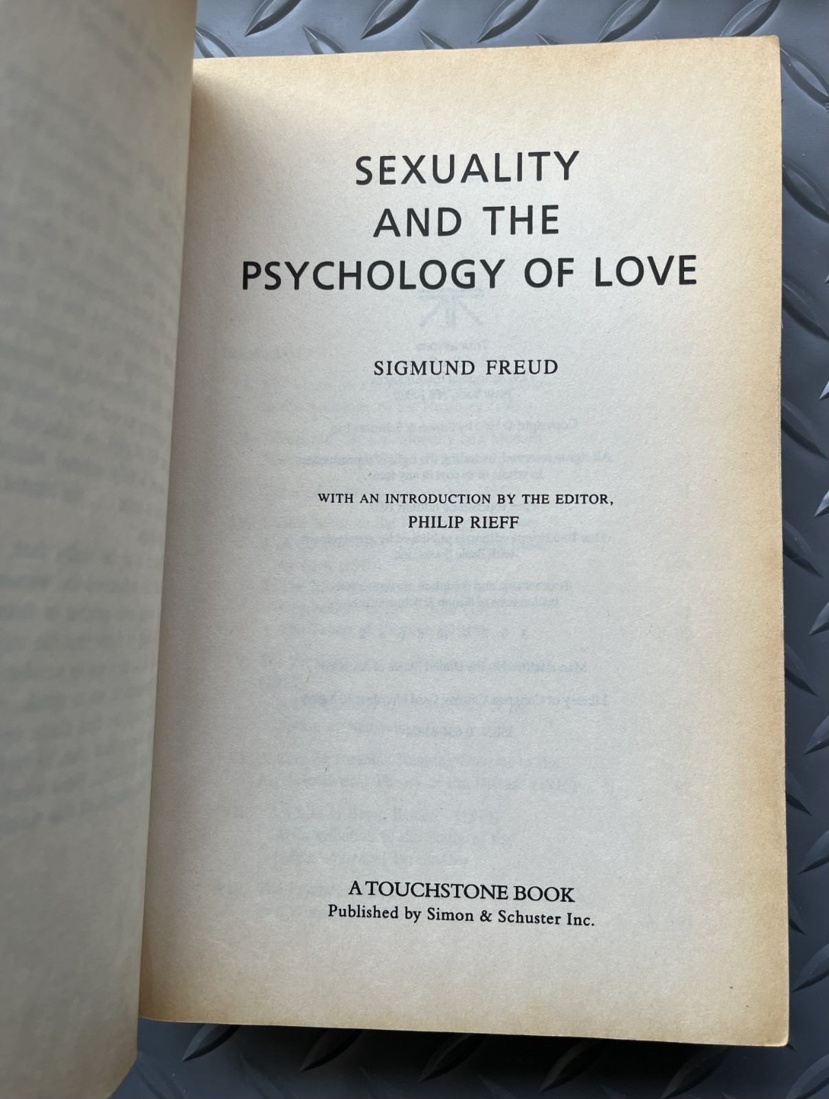 Freud 6 Book Vtg Lot – Psychoanalysis, Love, Pleasure, Illusion, Moses, Dreams