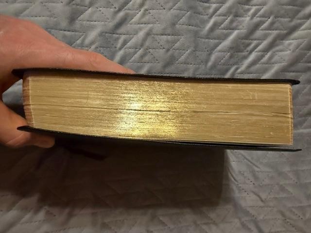 MacArthur Study Bible NKJV by John MacArthur 1997 Genuine Leather Black