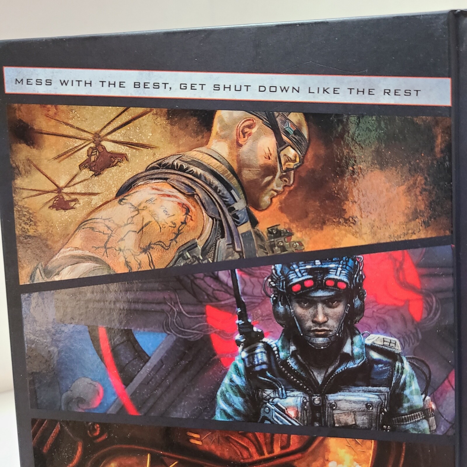 Call of Duty • Black Ops – The Official Comic Collection. 246 Pages + Hard Cover