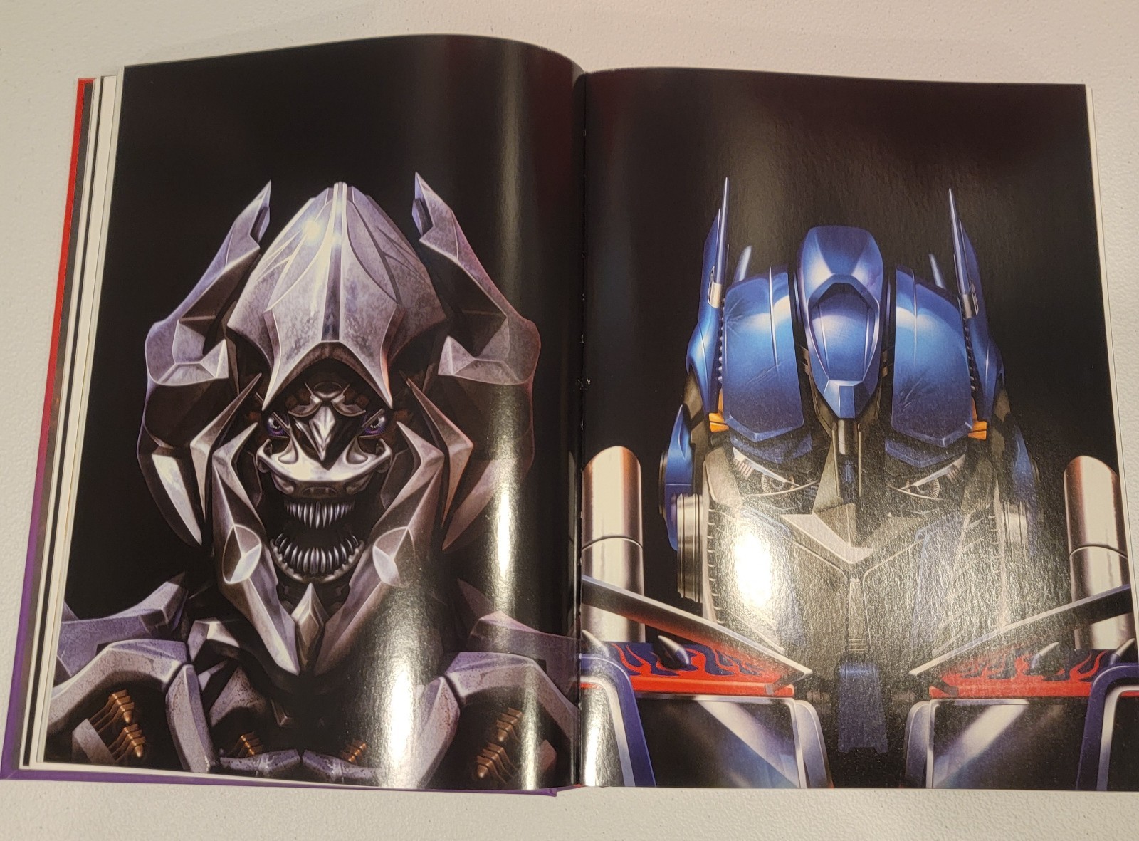 Transformers Legacy Book: The Art of Transformers Packaging + Visual Guide Book