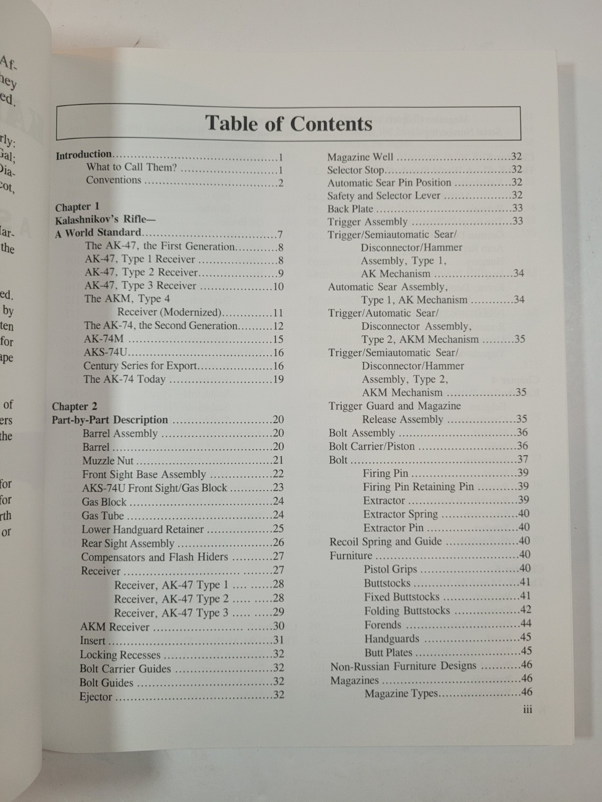 THE AK-47 & AK-74 KALISHNIKOV RIFLES & THEIR VARIATIONS – JOE POYER – 2006 – VG+