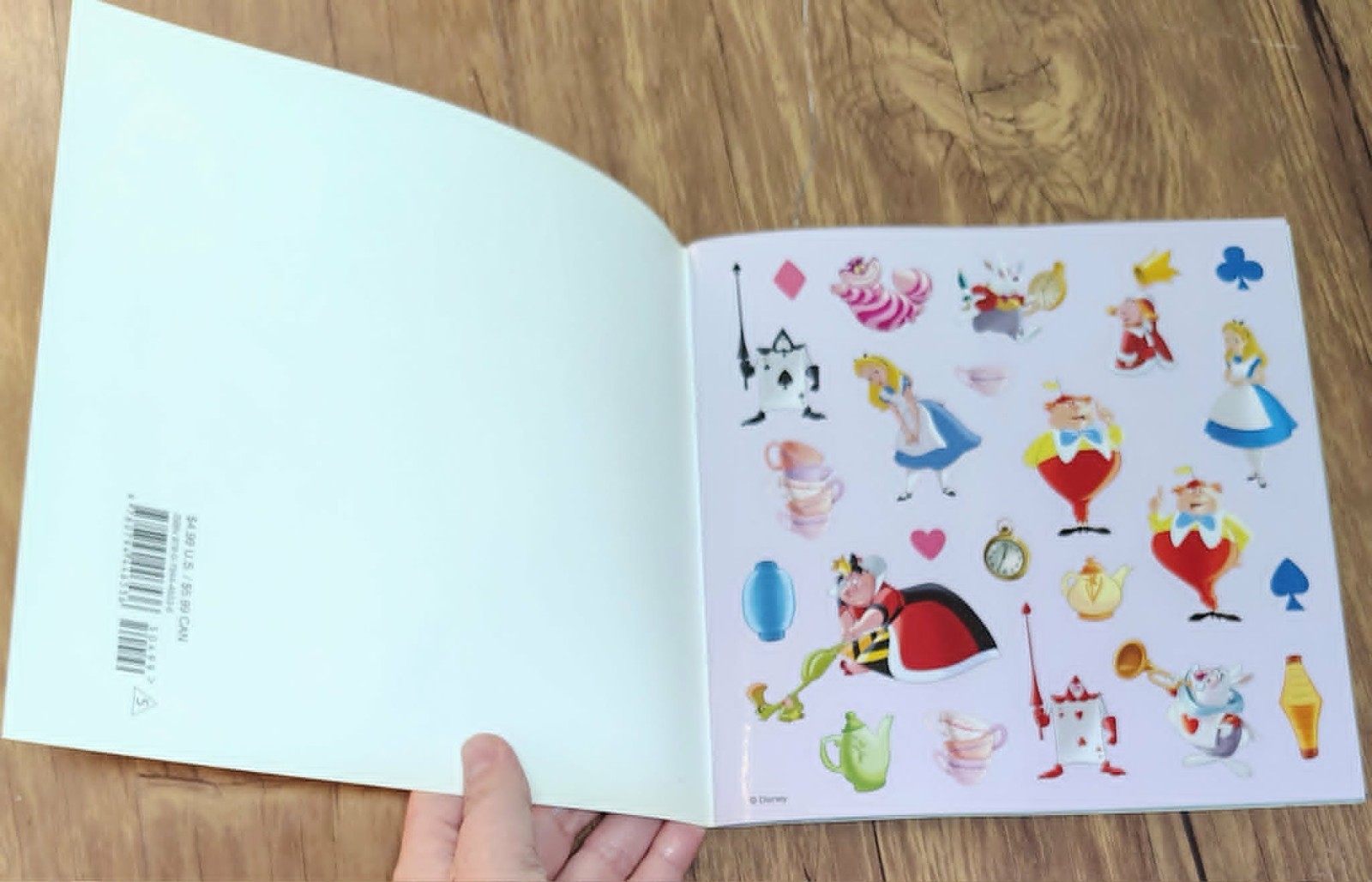 Disney Alice in Wonderland (8×8) Includes Stickers 2020