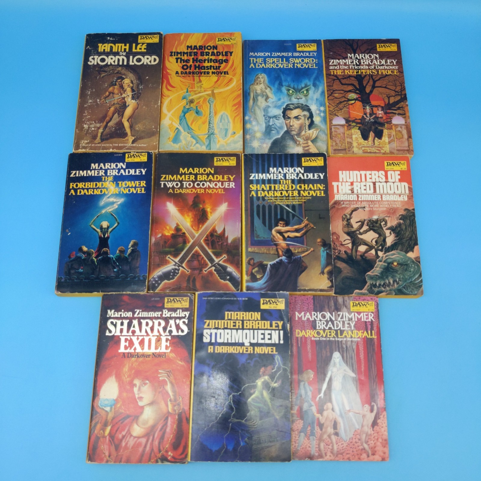 DAW Yellow Spine lot x35 vintage science fiction fantasy Carter Bradley Norton +