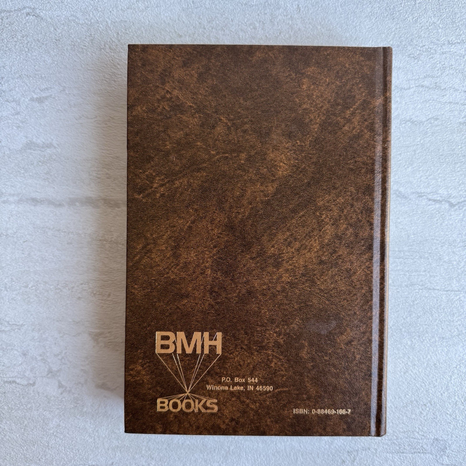 Millennialism: The Two Major Views by Charles L. Feinberg – BMH Books, HC, 1985