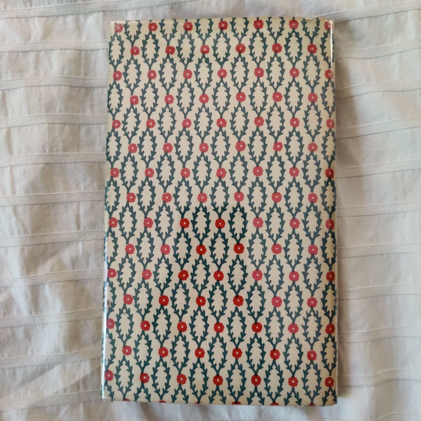 A Christmas Carol by Charles Dickens Peter Pauper Press Hardcover Book Holiday