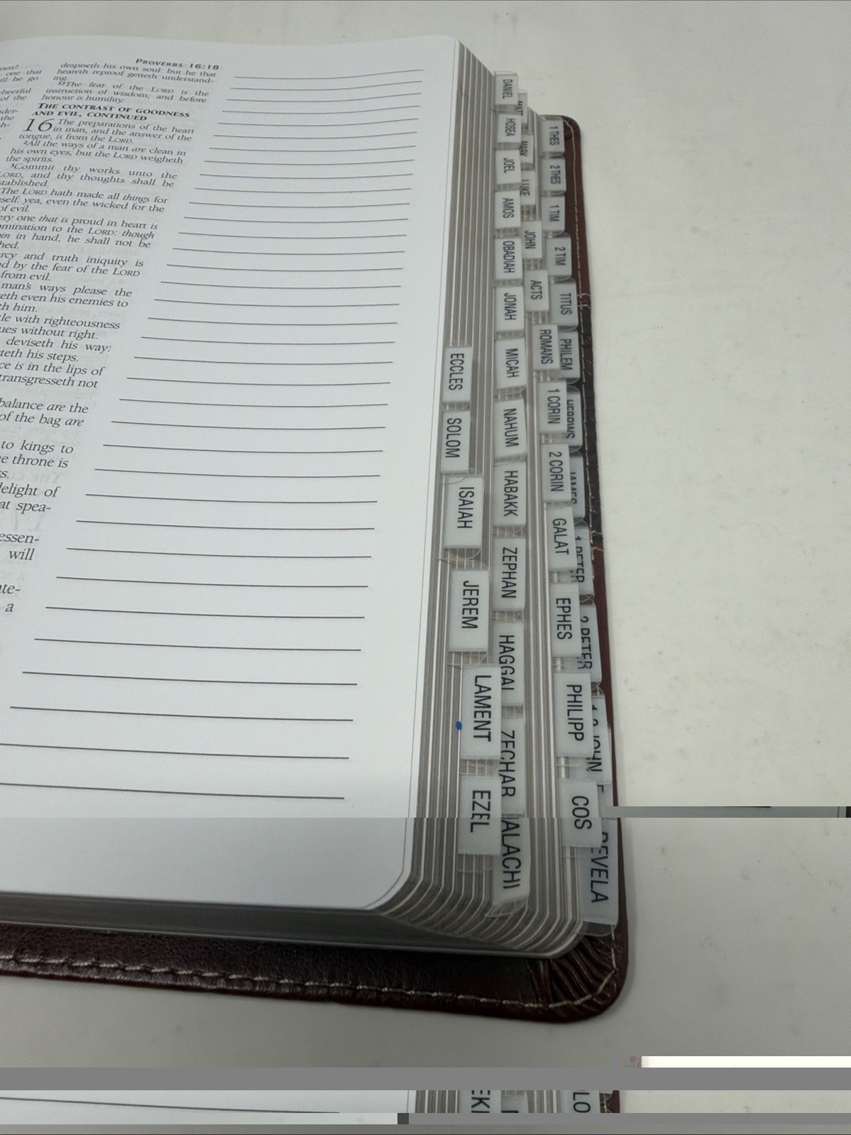 Holy Bible: Wide-Margin Personal Notes Edition : King James Versi