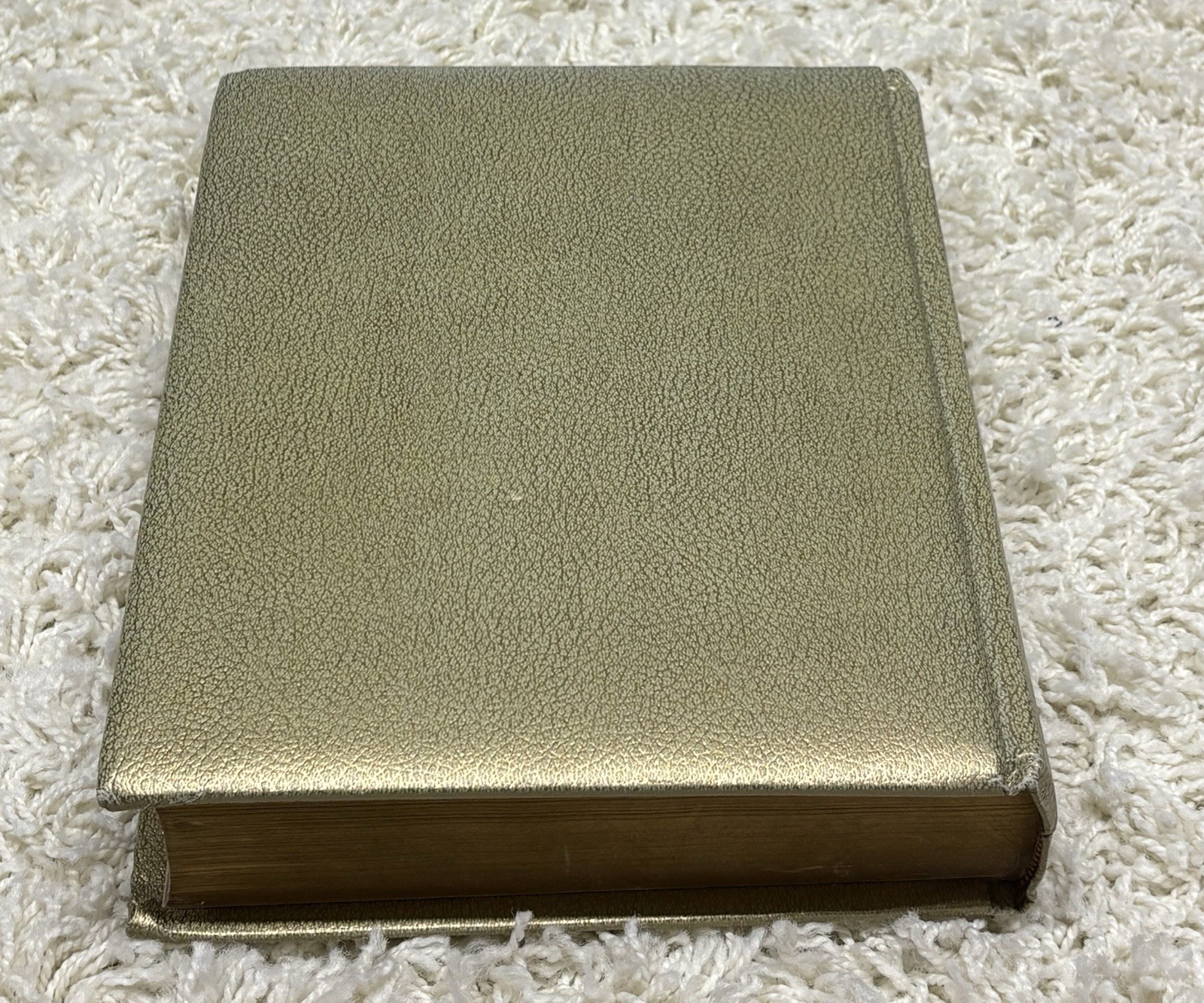 1964 XL Family Vintage Holy Bible 20th Century Gold Color Red Letter KJV