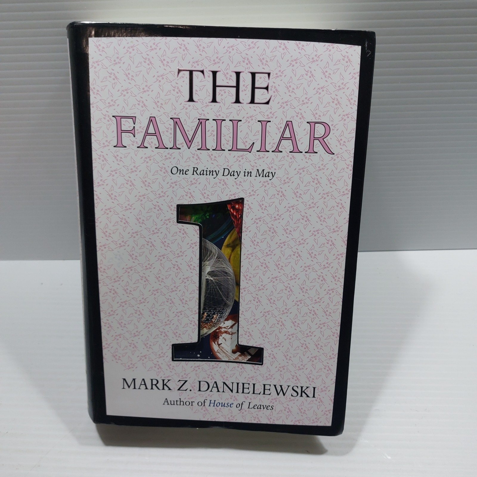 Mark Z. Danielewski The Familiar Complete Softcover set Vol 1 – 5