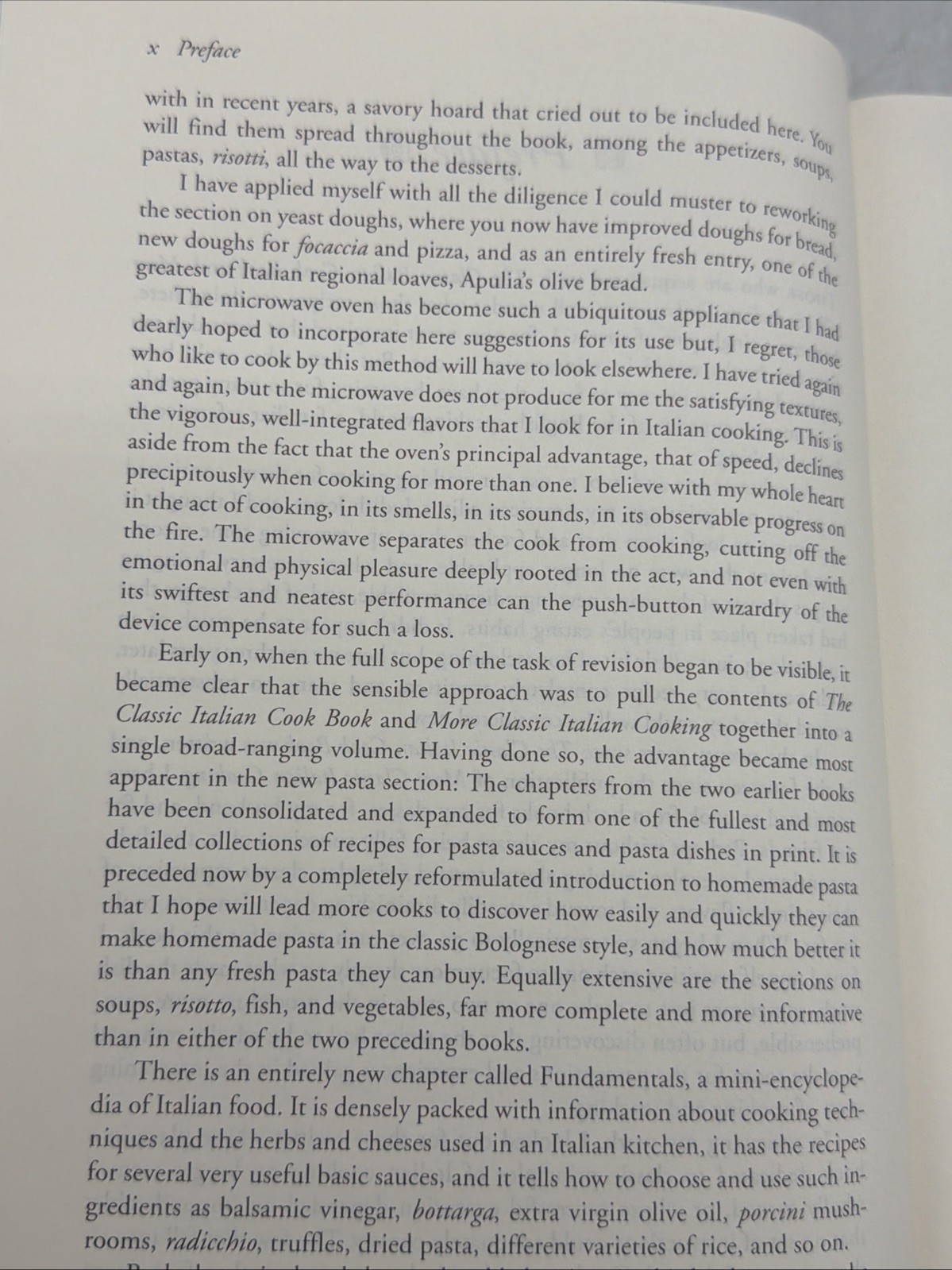 Essentials of Classic Italian Cooking by Marcella Hazan 1993 Cookbook : VeryGood