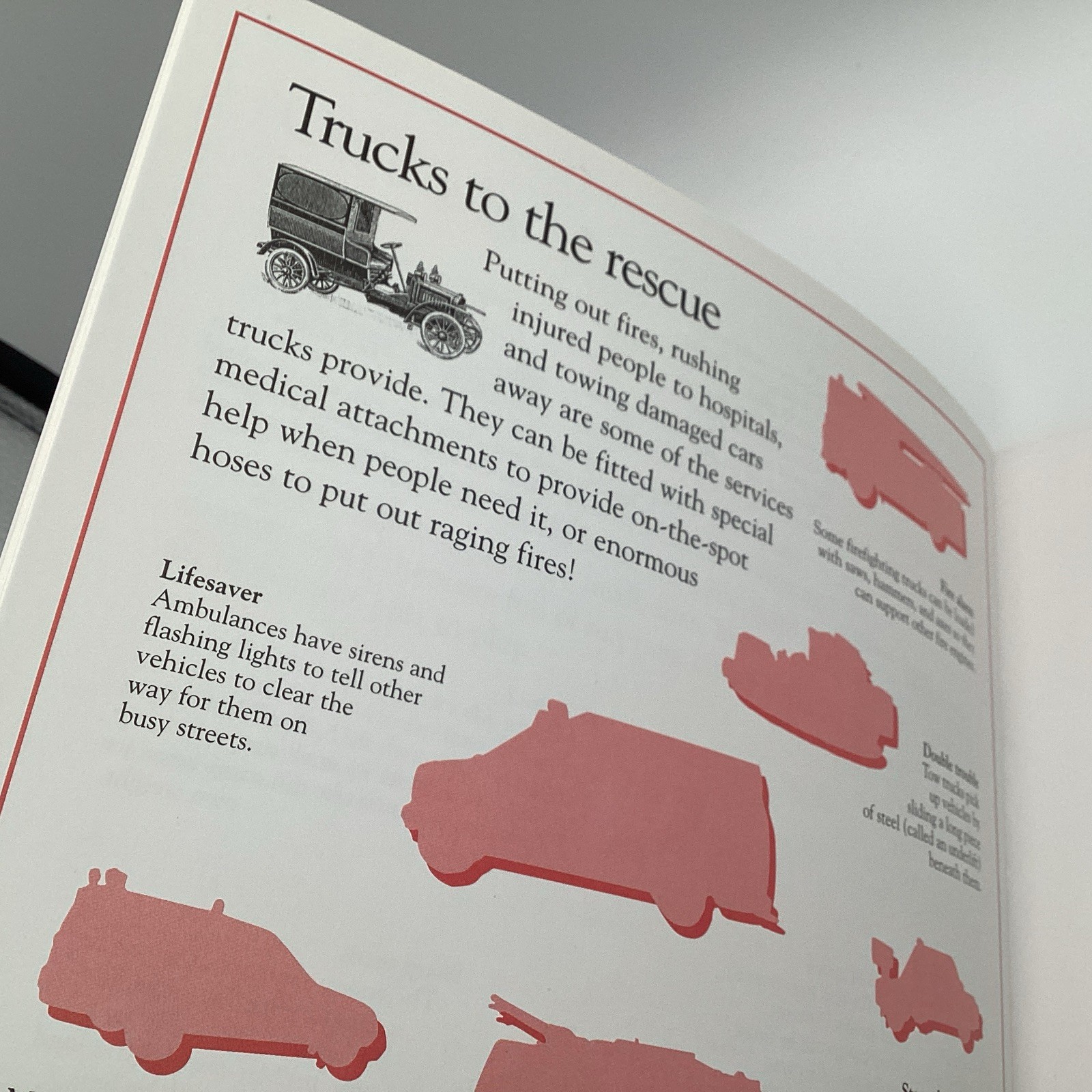 Ultimate Sticker Book, Truck: Over 60 Reusable Full-Color Stickers by DK (2004)