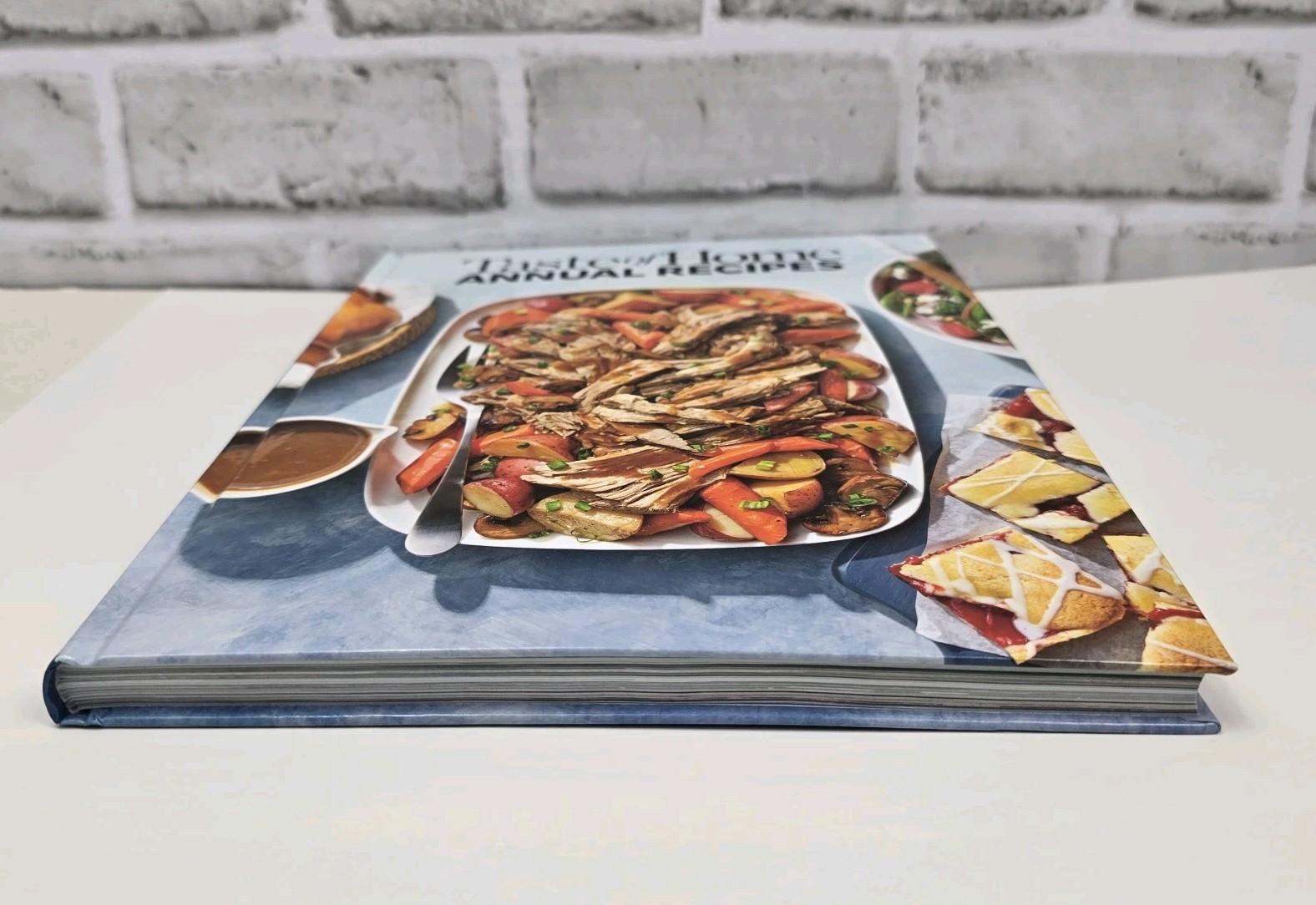 Taste of Home Annual Recipes 2025 Cookbook Hardcover Family Meals Cooking Ideas