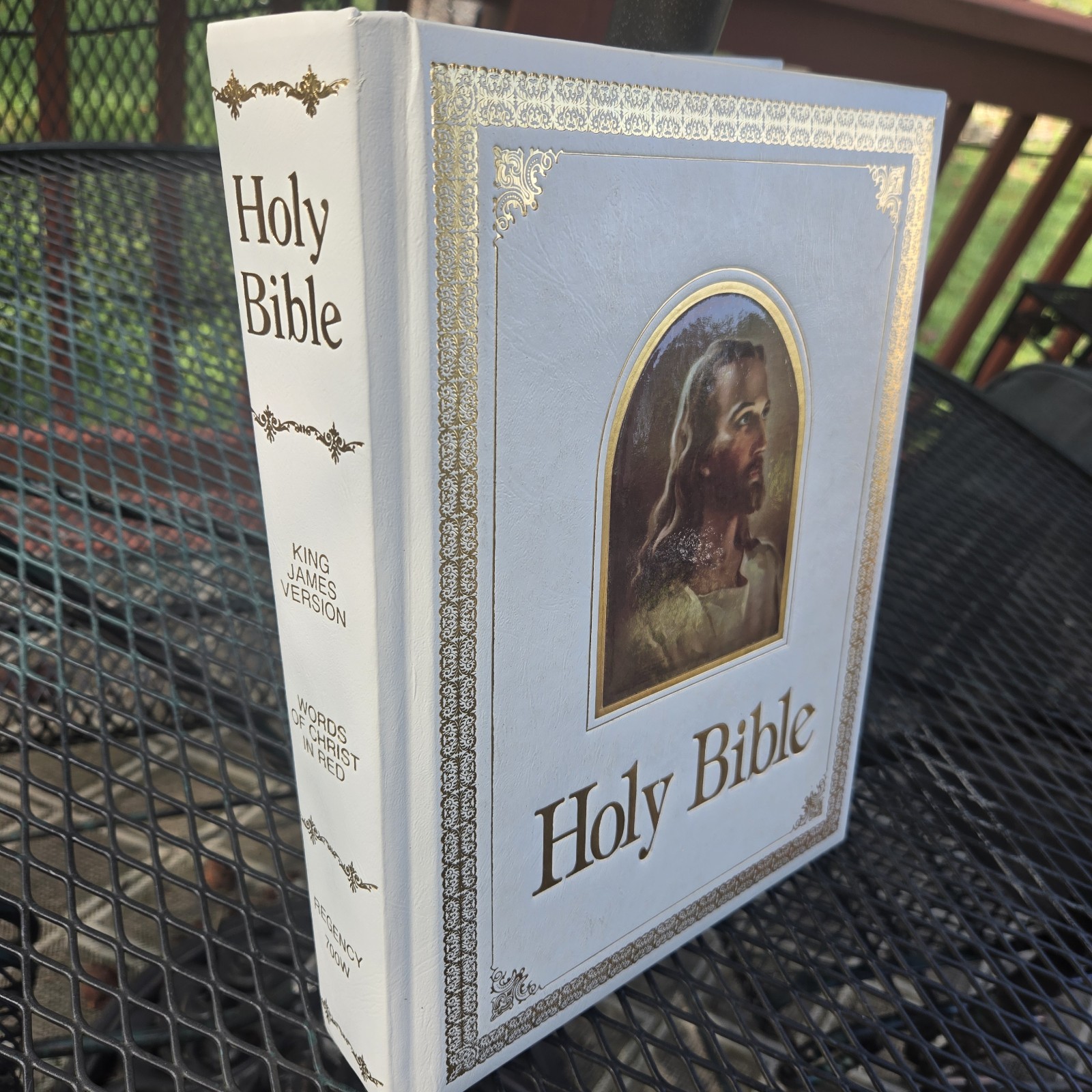 Vintage 1971 Holy Bible Regency King James Version Red Letter White Gold EUC 🙏