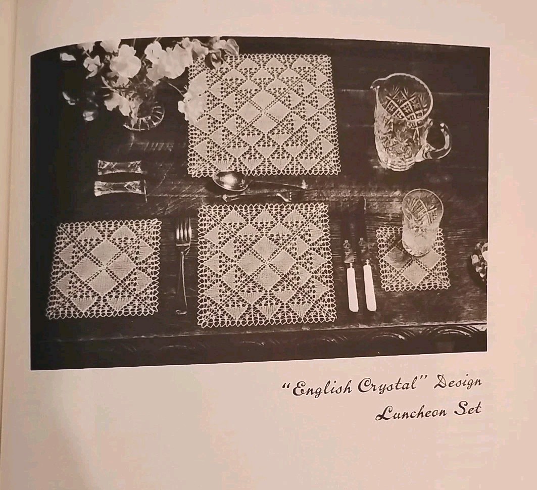 First Book of Modern Lace Knitting by Marianne Kinzel (1972, Dover Publications)