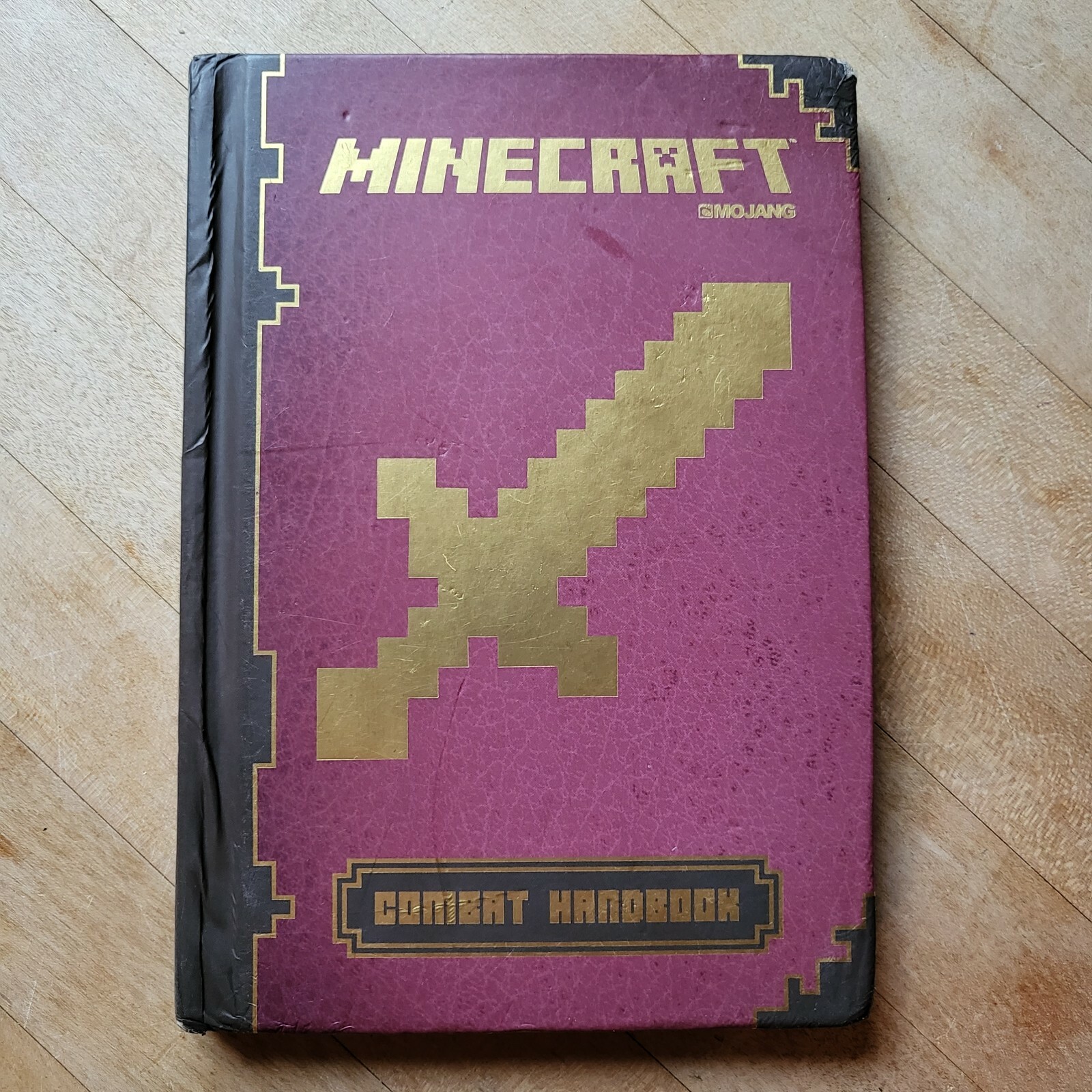 Lot Of 3 Minecraft Handbooks By Mojang 2013/2014/2015