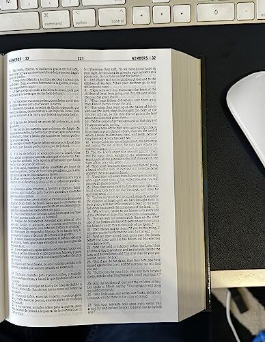 NKJV RVR60 Bilingual Bible Hardcover Spanish Edition 1lb