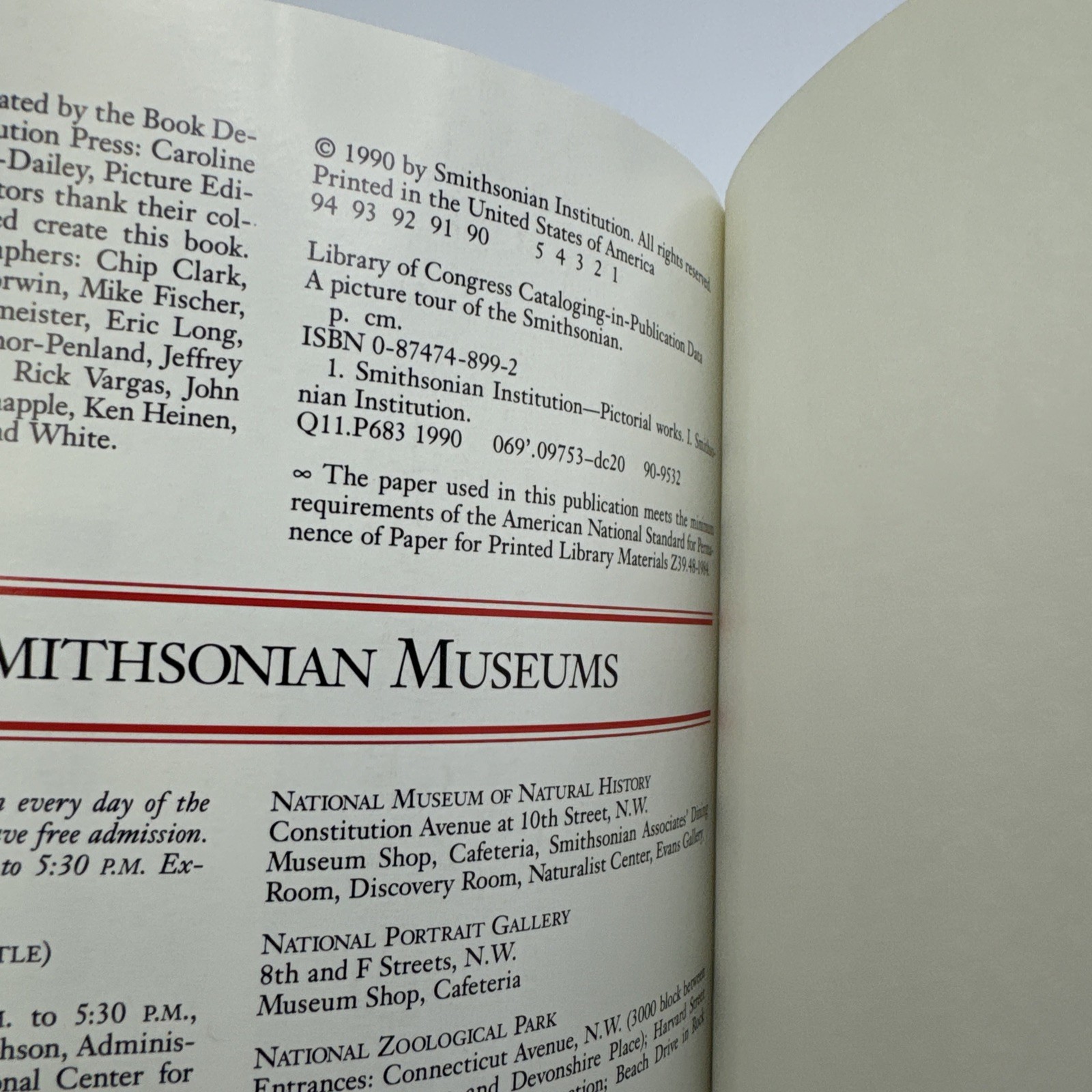 A Picture Tour of the Smithsonian 1990 HC Smithsonian Institution Press Vintage