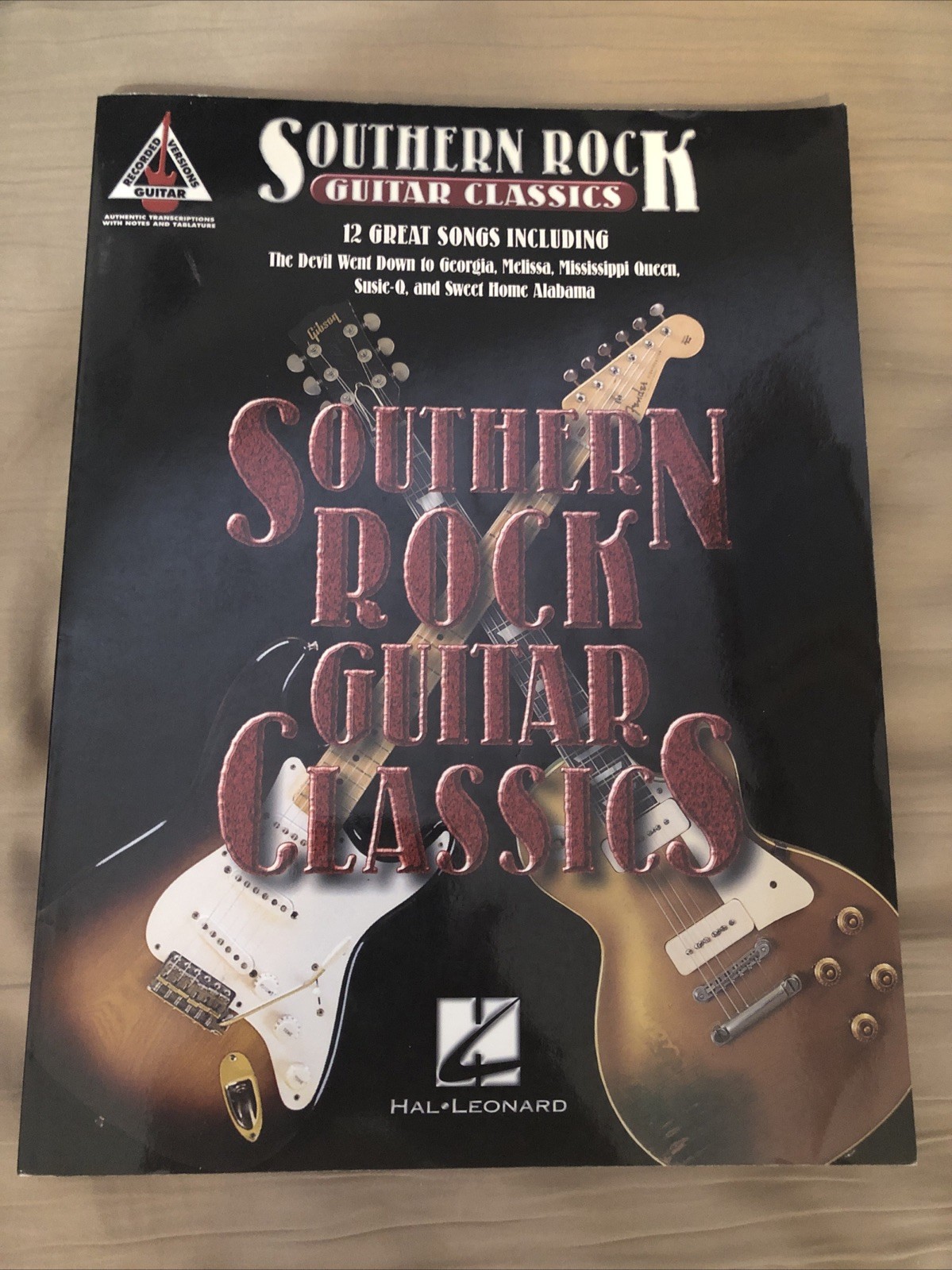 SOUTHERN ROCK GUITAR CLASSICS By Hal Leonard Corp. **Mint Condition**