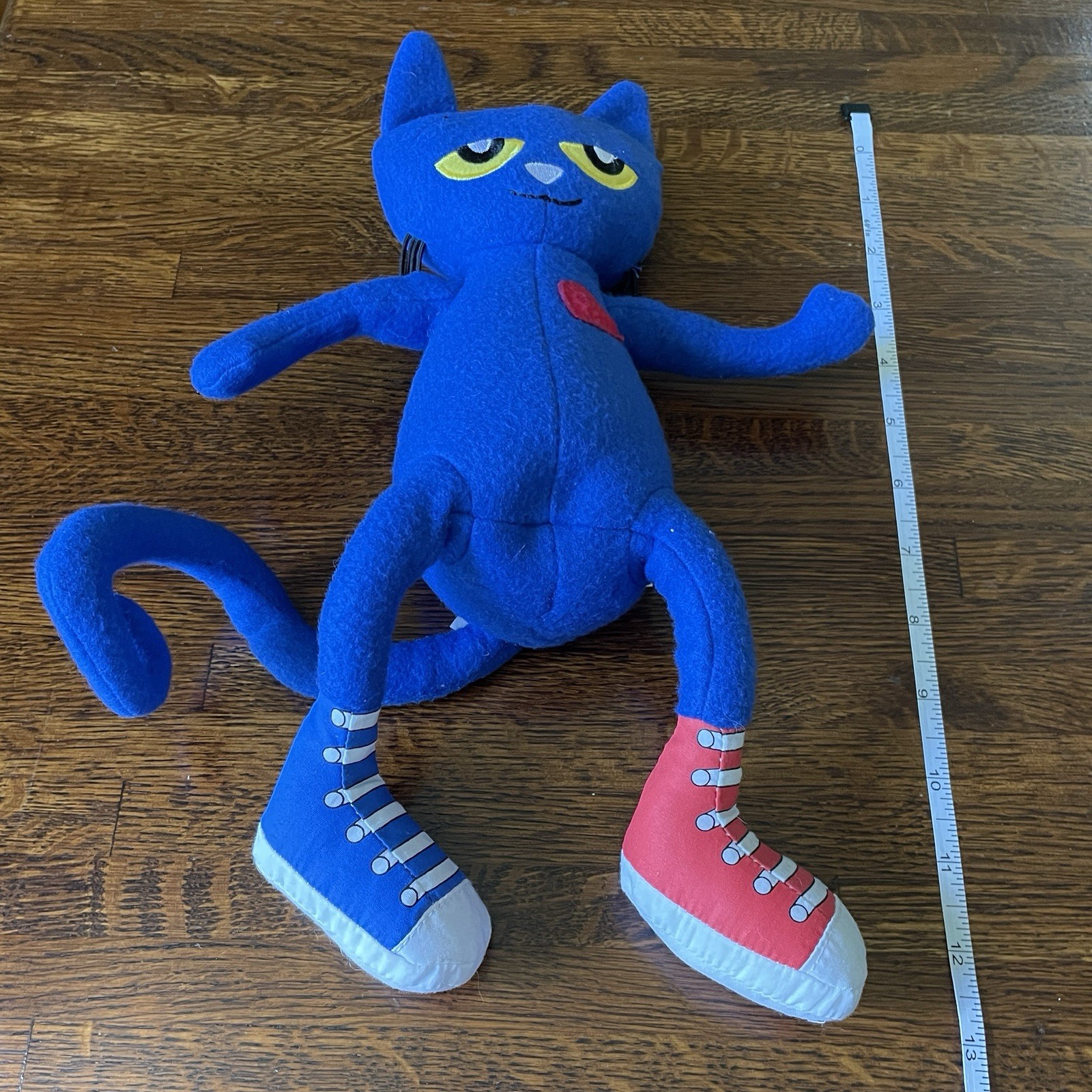 Pete The Cat I Can Read Phonics 11 Book Lot & Plush James Dean Red & Blue Shoes