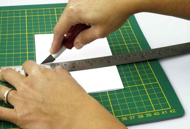 18″ x 12″ x 3mm double sided self-healing green cutting mat