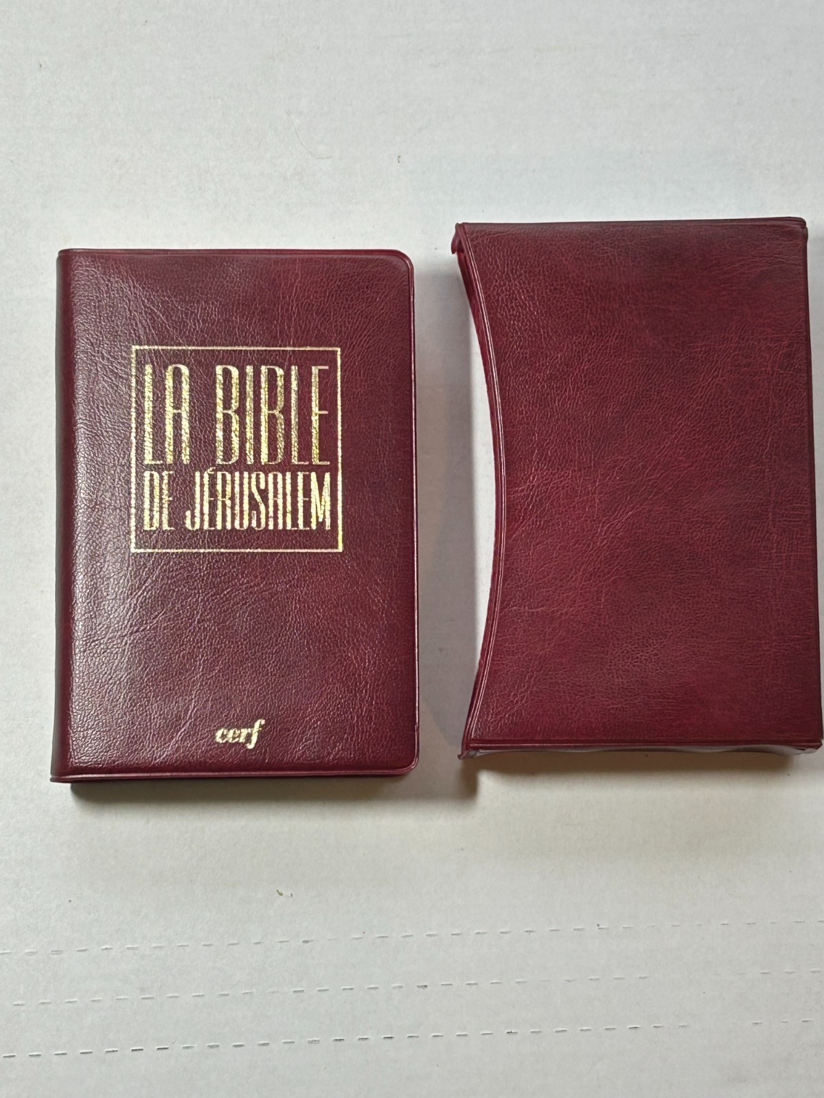 La Bible De Jerusalem French Mini Pocket Bible 2000 Desclee De Brouwer – in Case