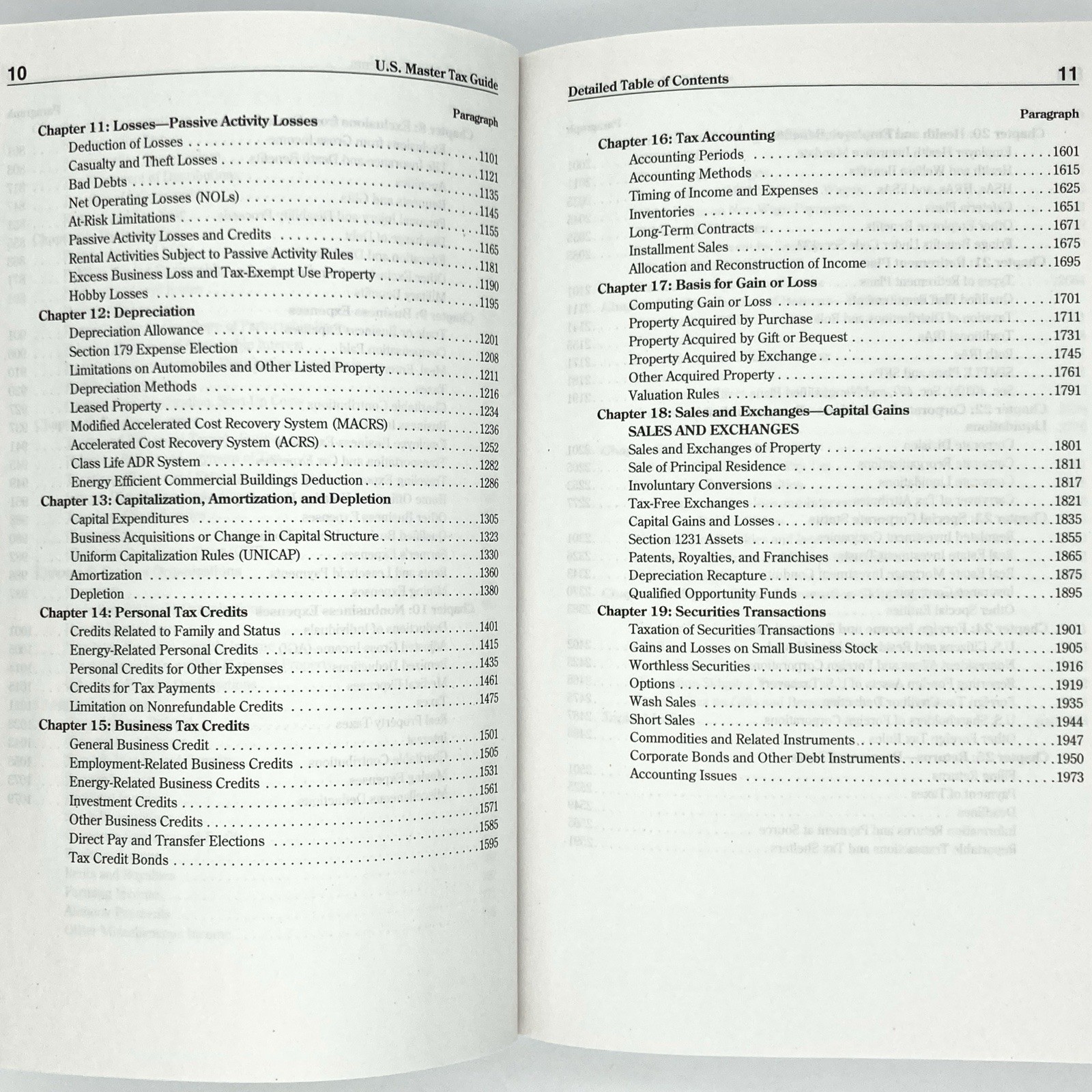 2025 U.S. Master Tax Guide (108th edition) Wolters Kluwer paperback