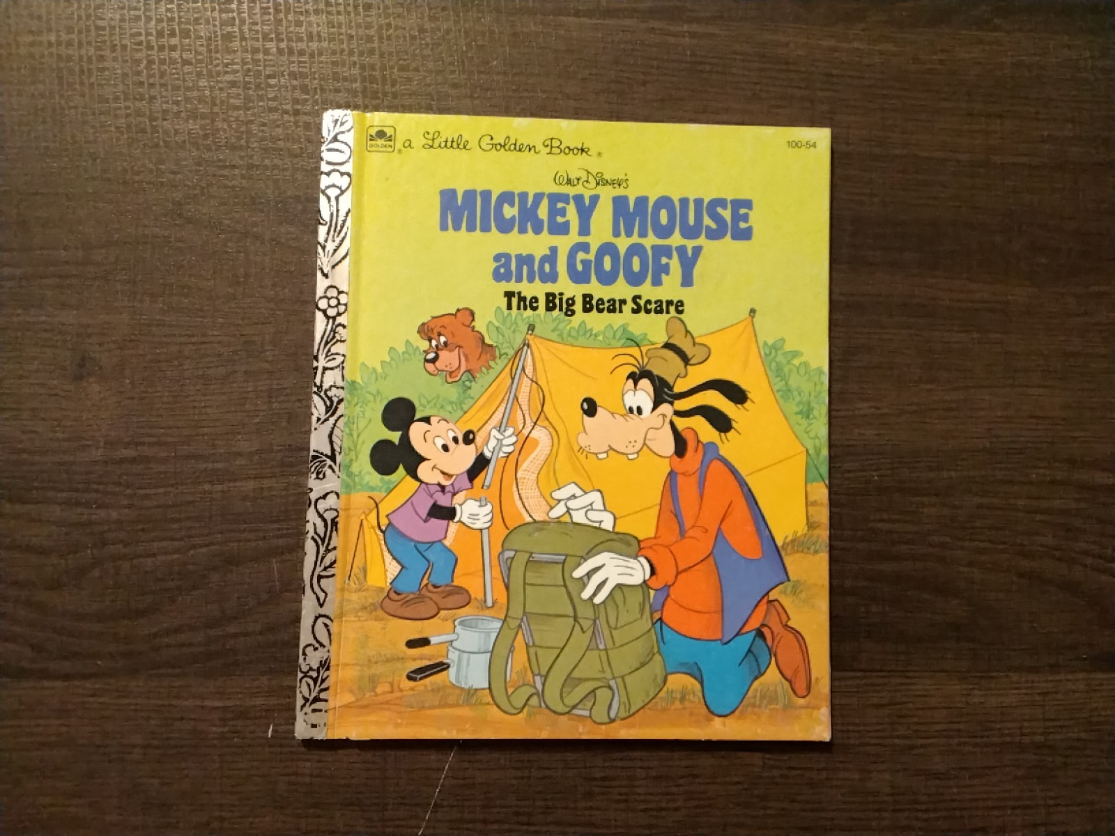 A Little Golden Book-Walt Disney’s-Mickey Mouse And Goofy The Big Bear Scare