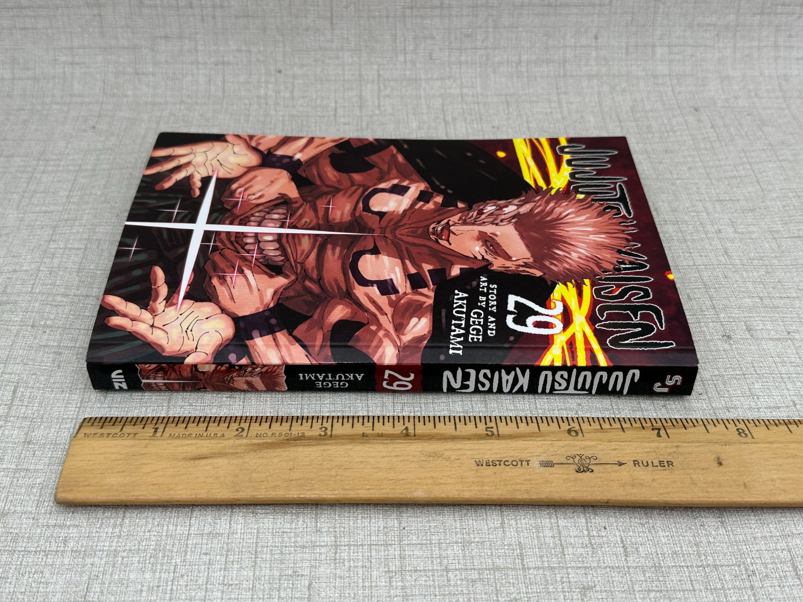 Jujutsu Kaisen volume 29- Paperback by Akutami, Gege – Excellent 9781974762019