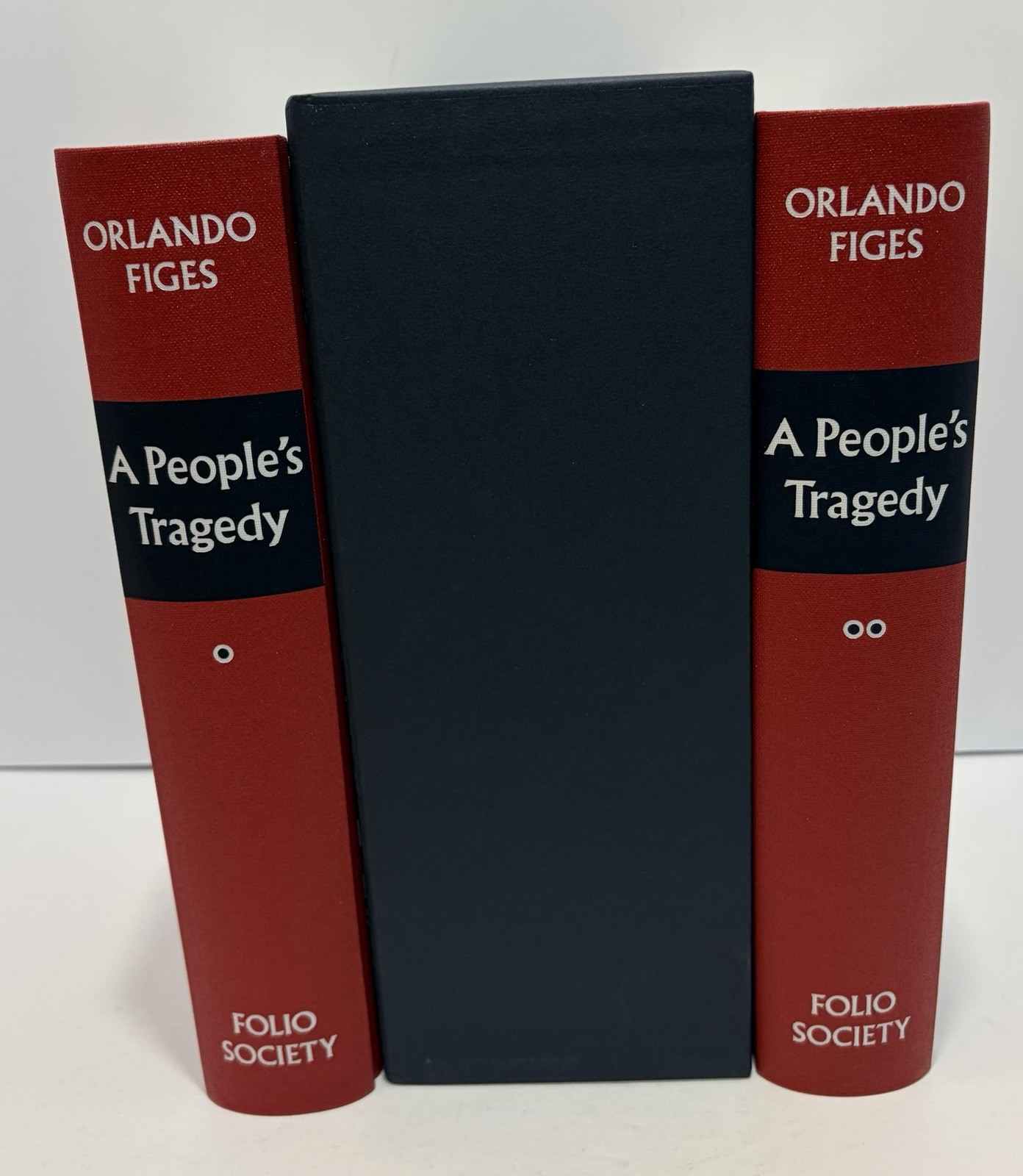 “A PEOPLE’S TRAGEDY: THE RUSSIAN REVOLUTION 1891-1924” Folio Society 2013 HC
