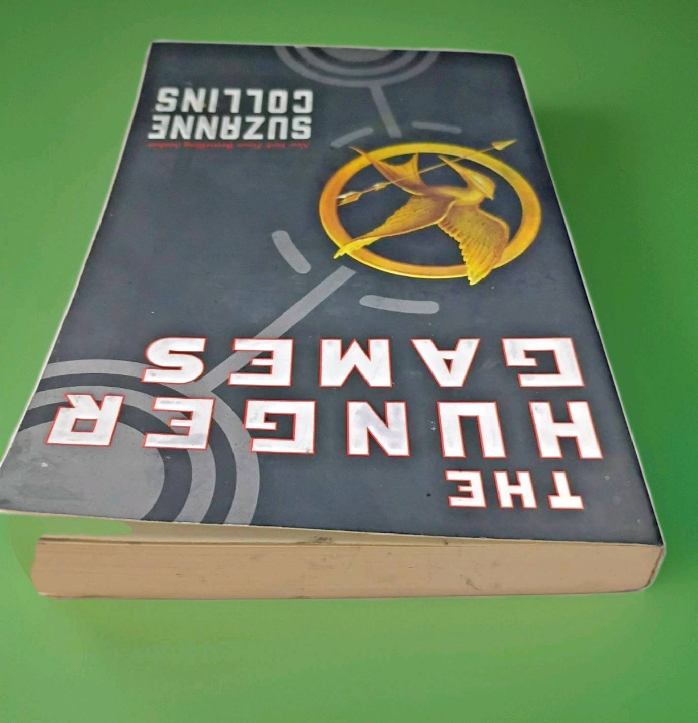 The Hunger Games Suzanne Collins Paperback YA Dystopian Fiction Like New 📚🏹