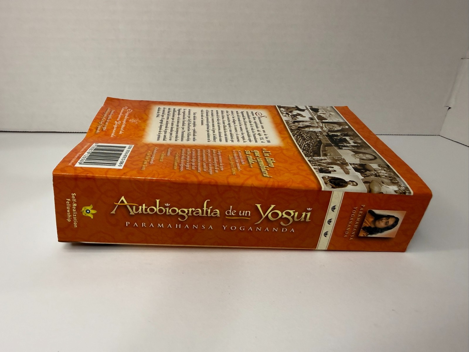 Autobiografía de un Yogui by Paramahansa Yogananda 2024 Spanish Paperback
