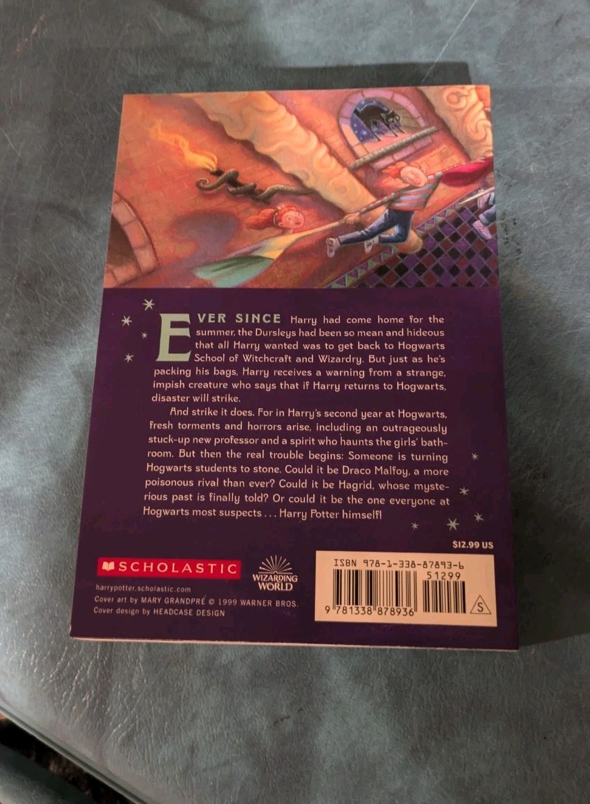 Harry Potter Special Edition Box Set 1-7 Paperback – Kazu Kibuishi Spine Mural
