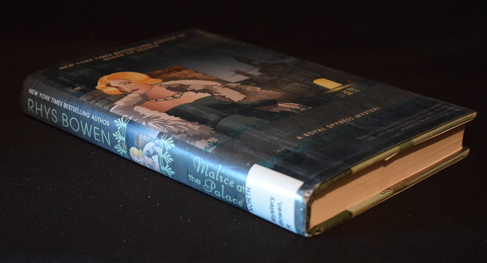 Malice at the Palace by Rhys Bowen ~ c 2015 ~ Pages 292 ~ Hardcover ~ Ex Library