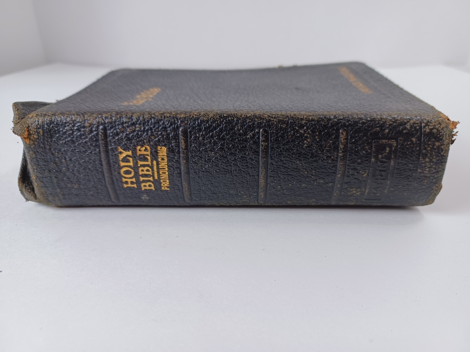 HOLY BIBLE KJV Self Pronouncing 1950’s National Bible Press Genuine Leather VTG