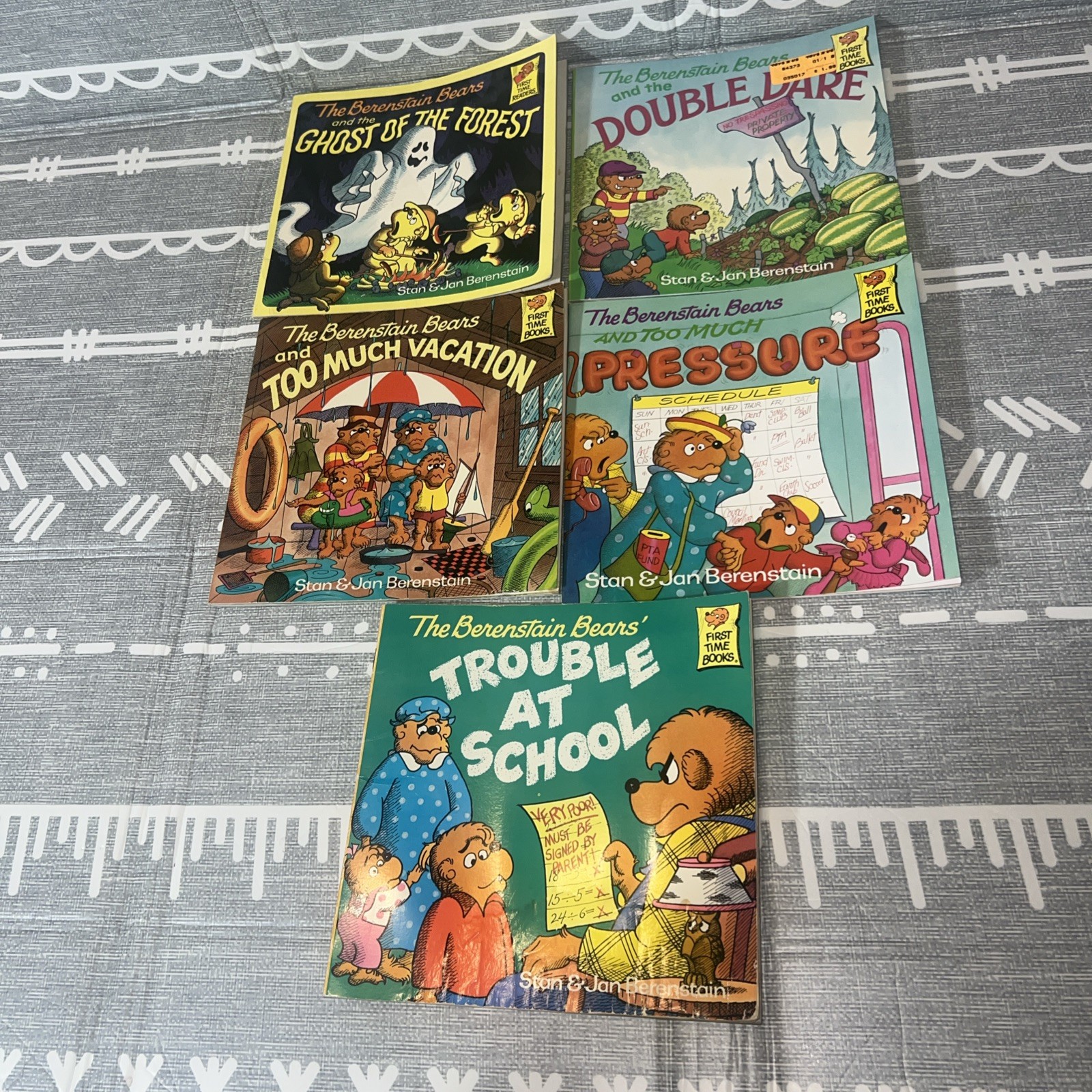 Huge Vintage Lot of 23 Berenstain Bears Books Picture Book Homeschool Morals